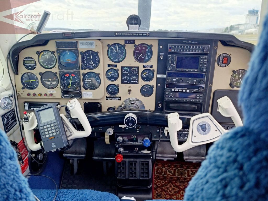 Beechcraft Bonanza, fotografía 9 de 11