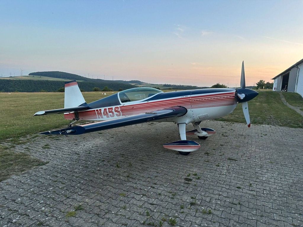 Extra 300S, Foto 4 von 9