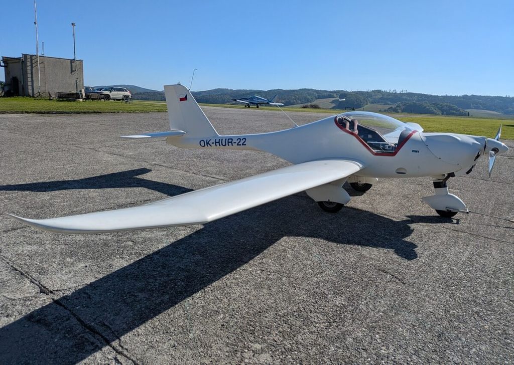 Distar Air UFM 10, photo 1 sur 9