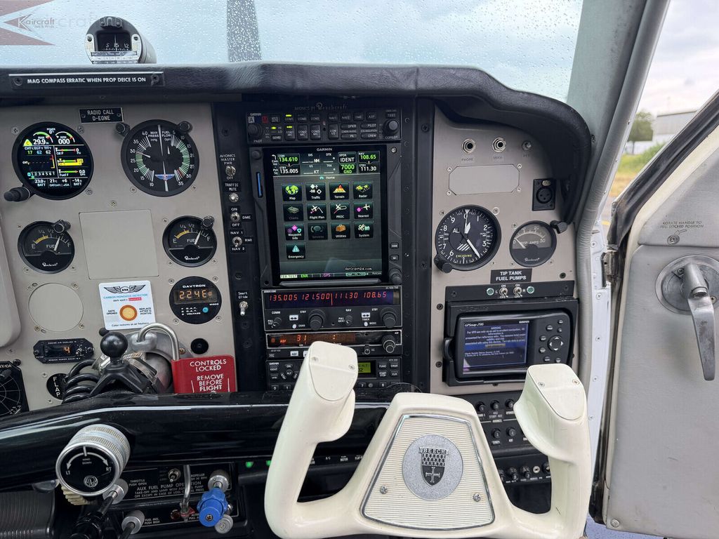 Beechcraft Bonanza, fotografía 12 de 13