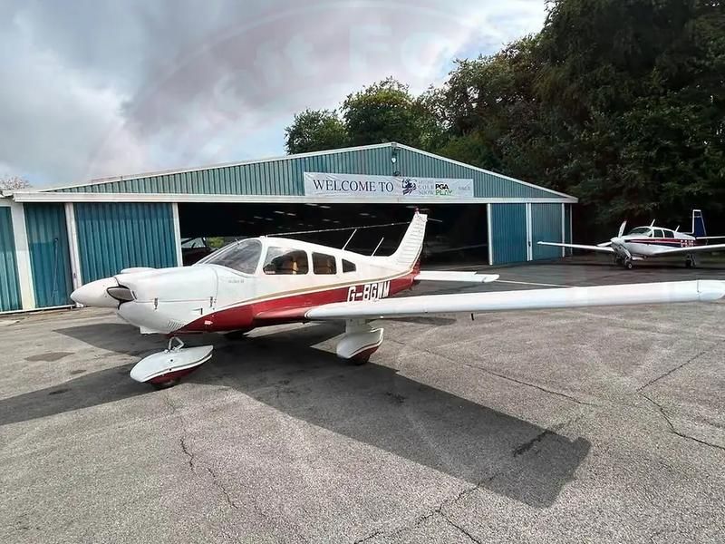 Piper PA-28, fotografía 1 de 11