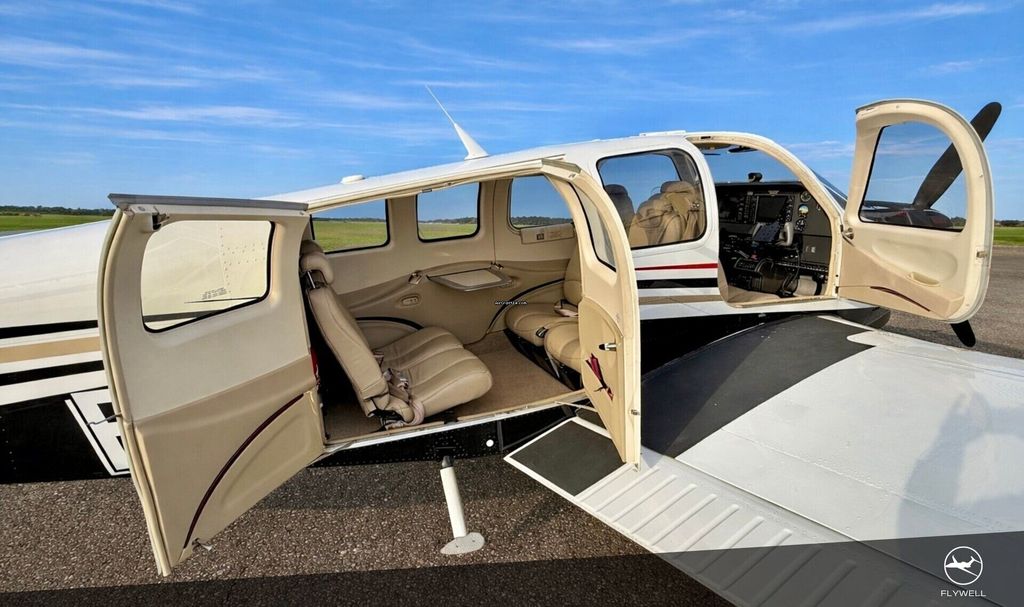 Beechcraft G36, fotografía 17 de 18
