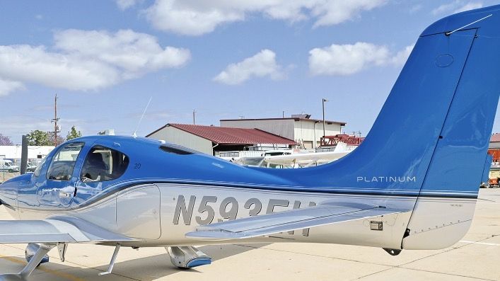 Cirrus SR20, fotografía 1 de 4