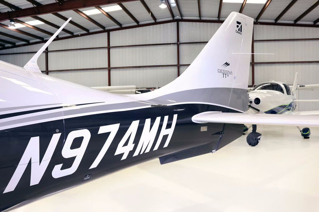 Cessna T240, fotografía 4 de 6