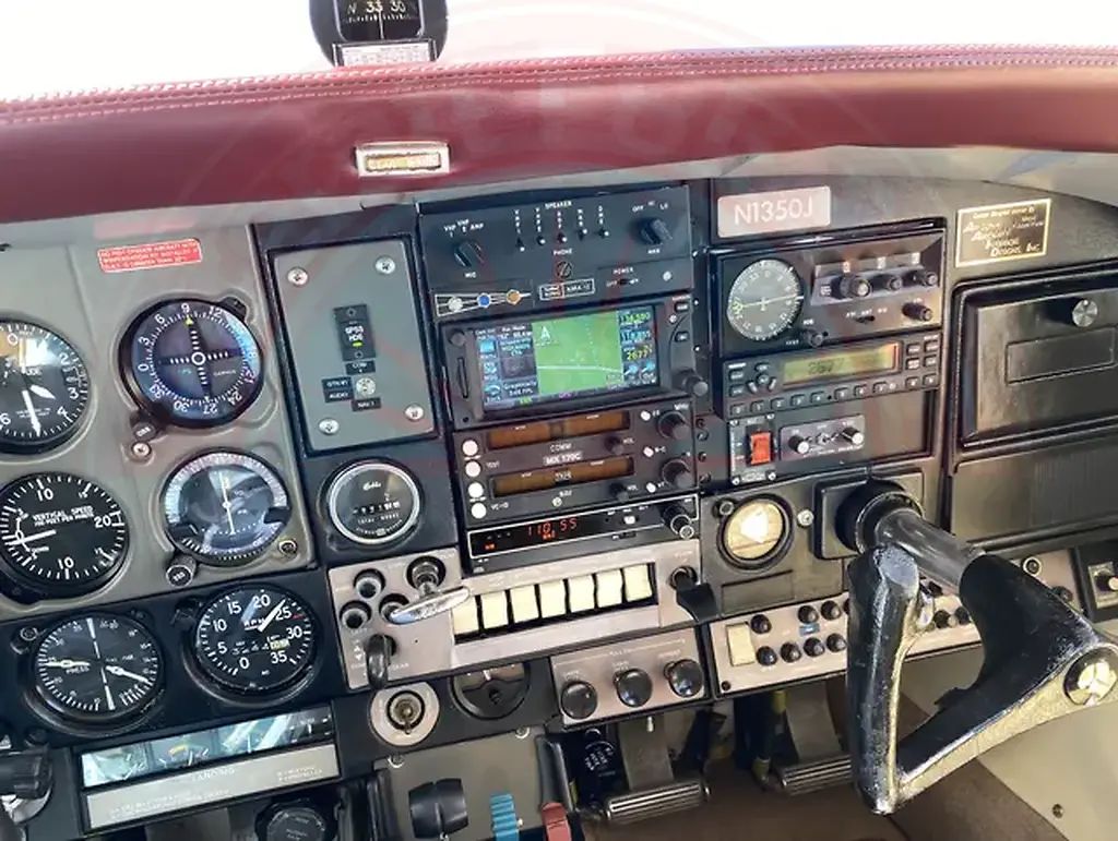 Rockwell International Commander 112B, fotografía 9 de 10