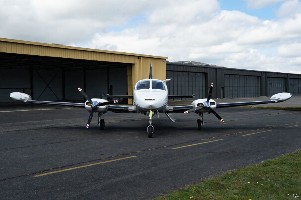 Cessna 414, fotografía 3 de 10