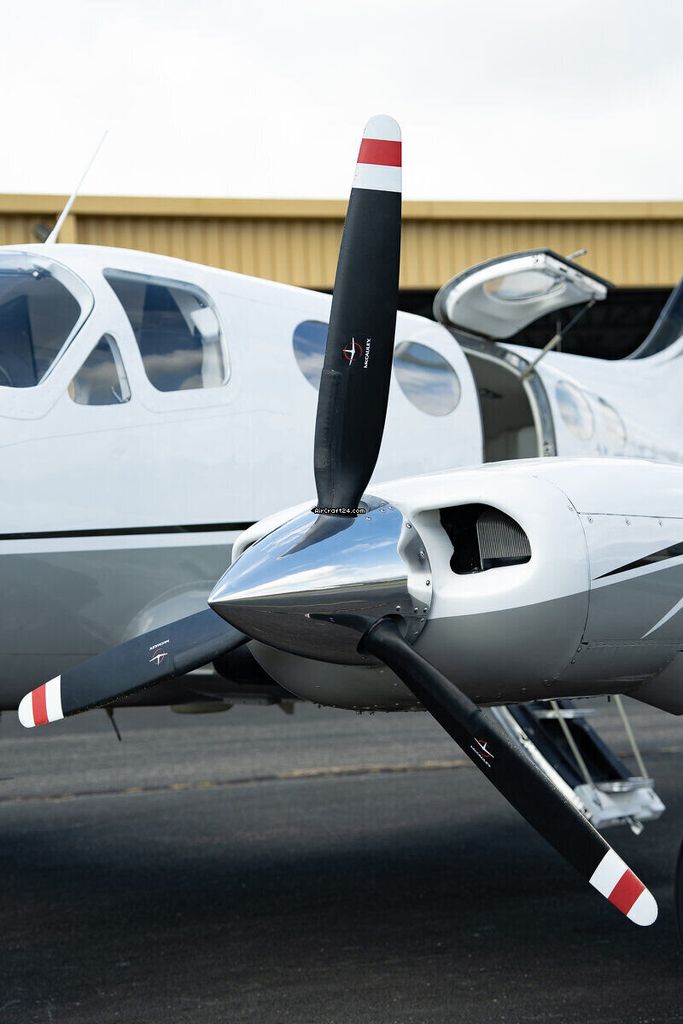 Cessna 414, fotografía 8 de 10