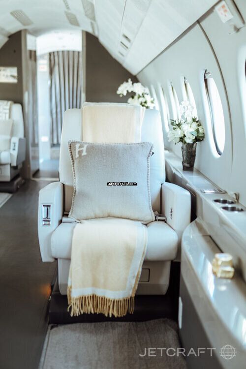 Dassault Falcon 2000, fotografía 8 de 15