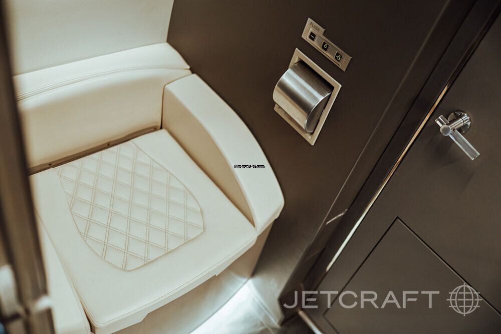 Dassault Falcon 2000, fotografía 10 de 15