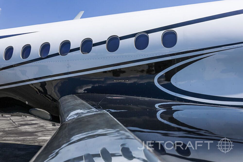 Dassault Falcon 2000, fotografía 15 de 15