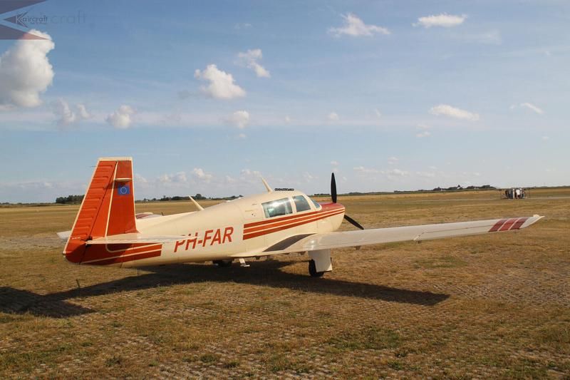 Mooney M20, fotografía 1 de 10