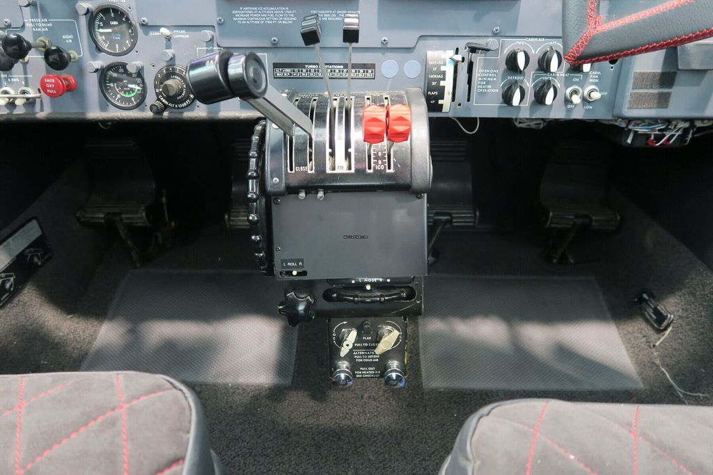 Cessna 340A, fotografía 2 de 12