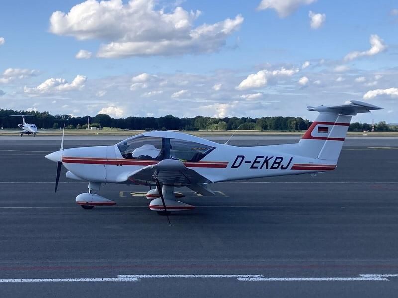 Robin R3000, fotografía 1 de 7