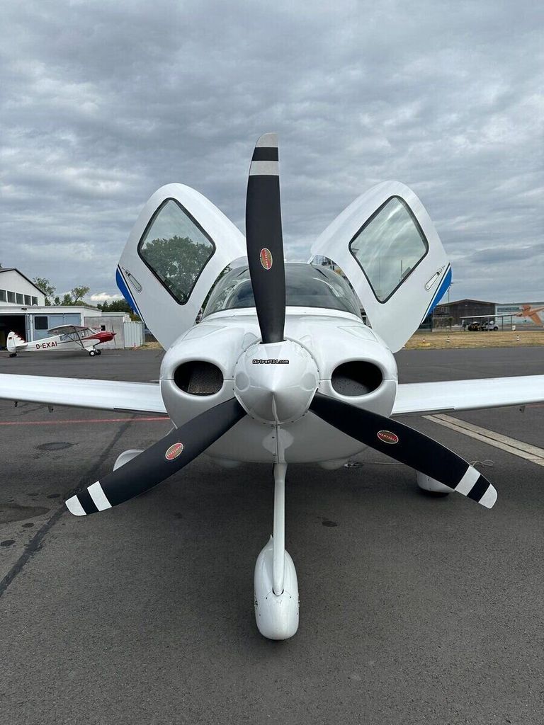 Cirrus SR20 G6, fotografía 4 de 9