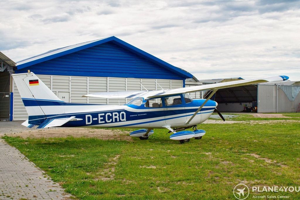 Cessna FR172H Reims Rocket, fotografía 5 de 18