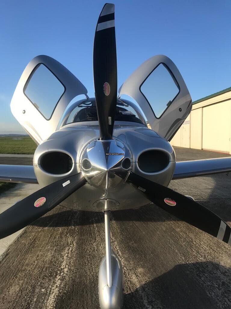 Cirrus SR22, fotografía 4 de 5
