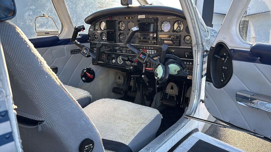 Piper PA-28, fotografía 11 de 16