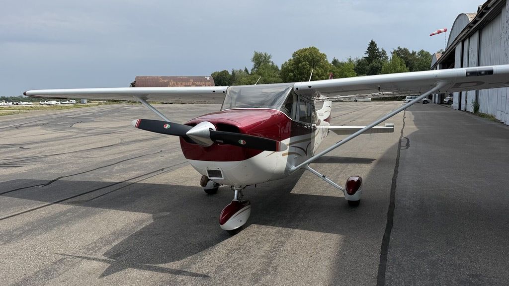 Cessna 172, fotografía 2 de 15
