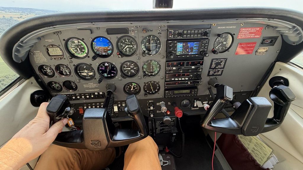 Cessna 172, fotografía 13 de 15