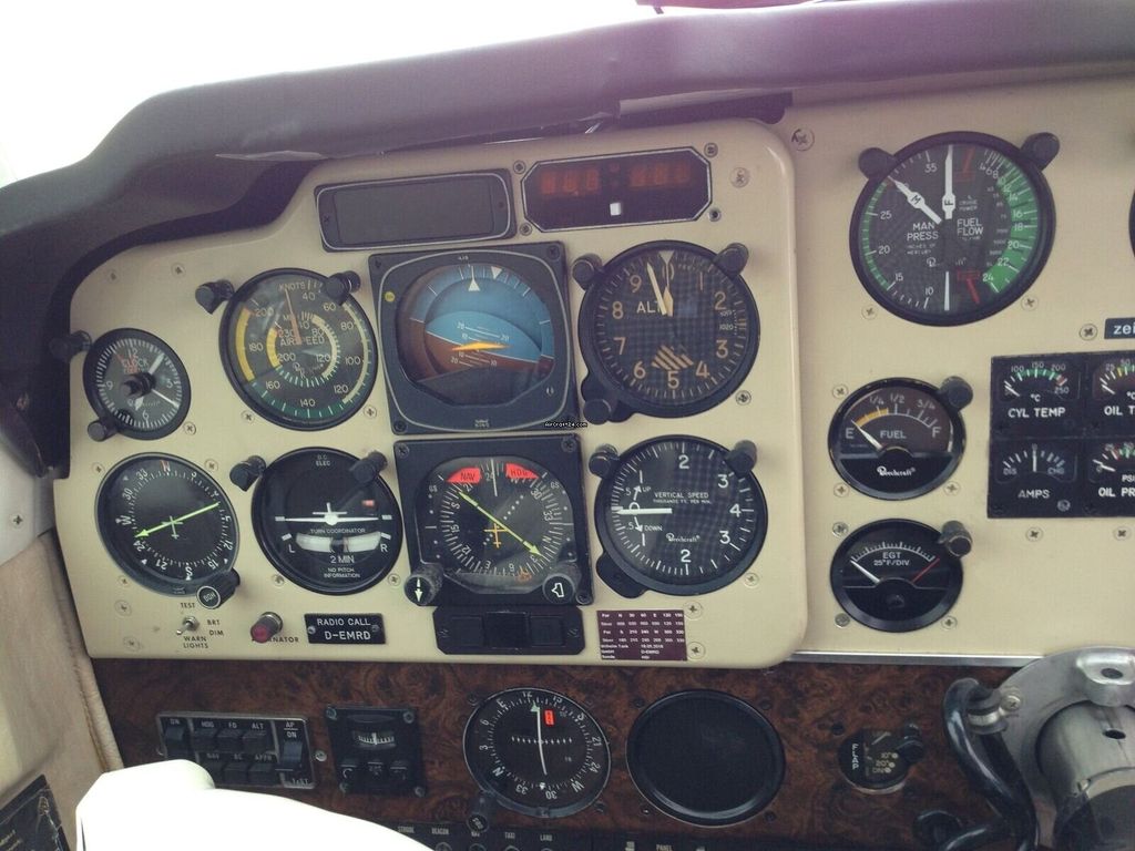 Beechcraft V35b, fotografía 8 de 9