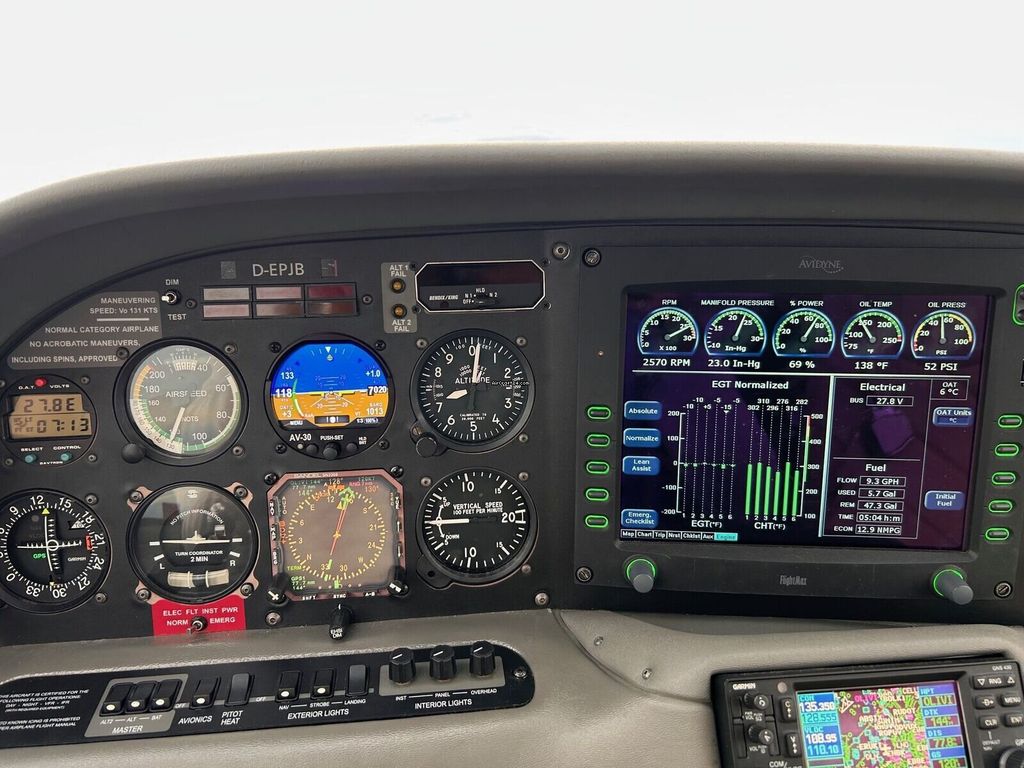 Cirrus SR20, fotografía 5 de 6