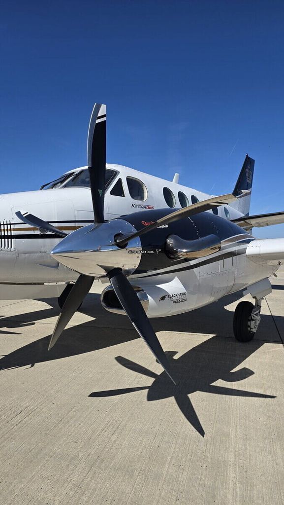 Beechcraft C90, fotografía 8 de 8