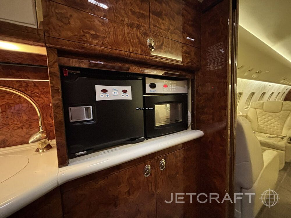 Embraer EMB-135BJ Legacy 600, fotografía 10 de 13