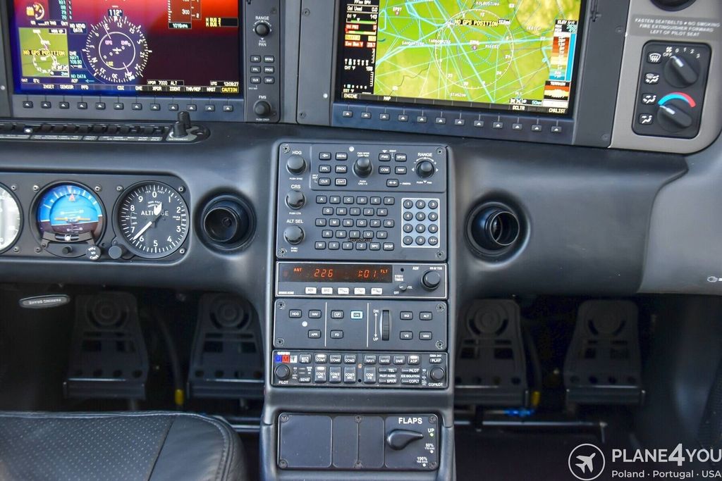 Cirrus SR22, fotografía 10 de 10