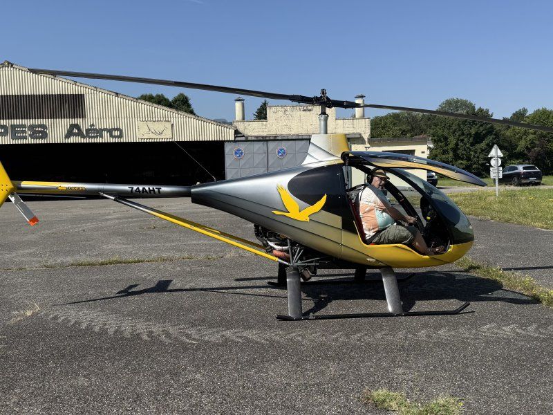 Helisport CH 77, fotografía 3 de 5