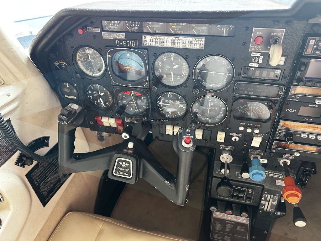 Mooney M20, fotografía 9 de 10