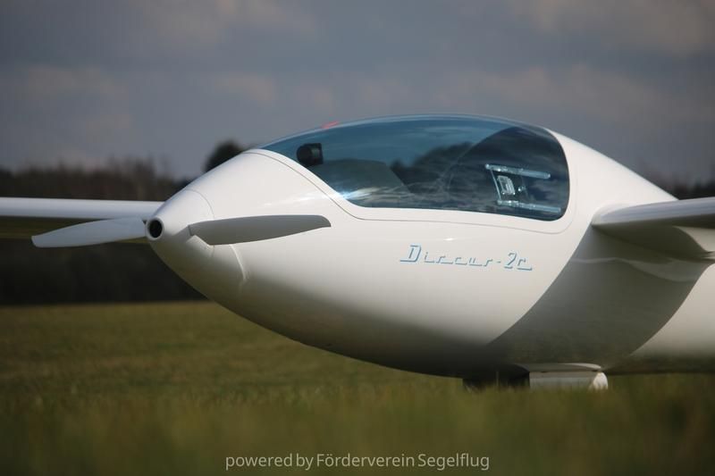 Schempp-Hirth Discus-2 18 m, fotografía 1 de 17
