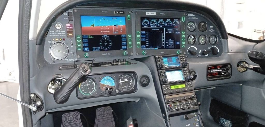 Cirrus SR20, fotografía 4 de 6