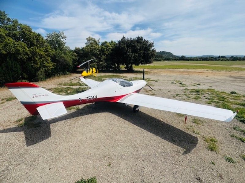 Aerospool Dynamic WT 9 Train rentrant, fotografía 2 de 3