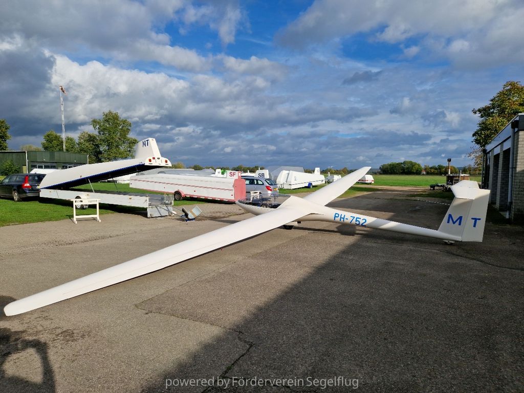 DG DG-300 Standard, fotografía 4 de 8
