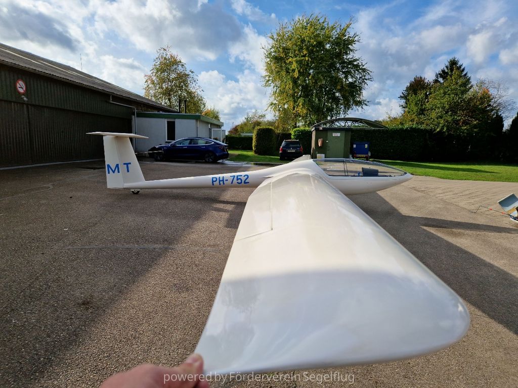 DG DG-300 Standard, fotografía 6 de 8