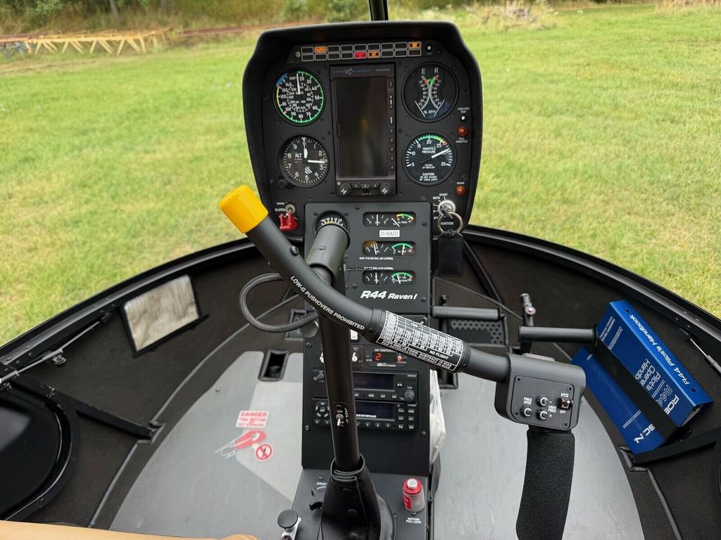 Robinson R44, fotografía 2 de 5