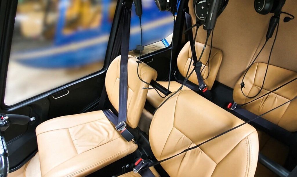 Robinson R44, fotografía 4 de 5