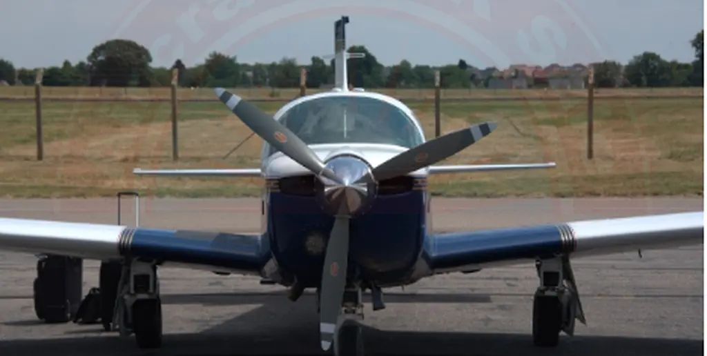 Mooney M20, fotografía 2 de 3