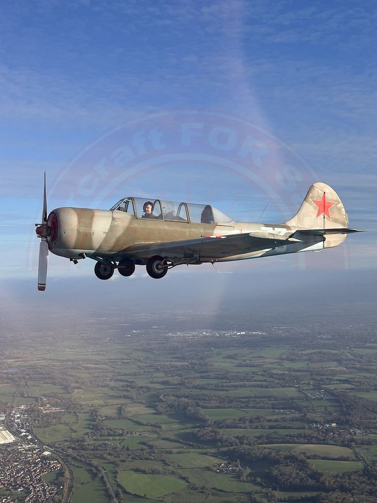 Yak 52, fotografía 2 de 4