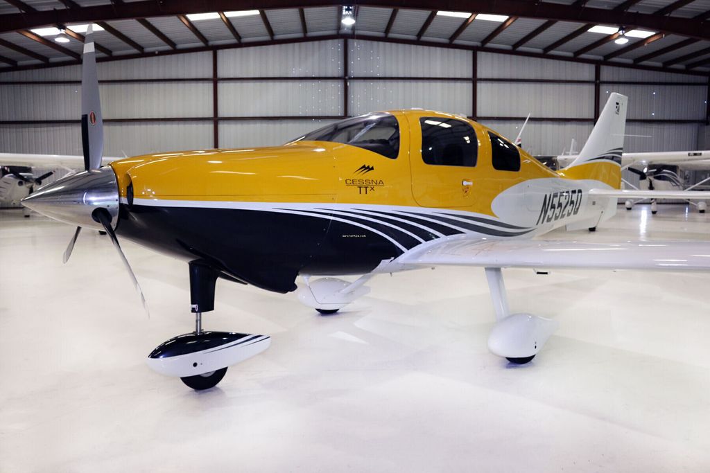 Cessna T240, fotografía 2 de 6