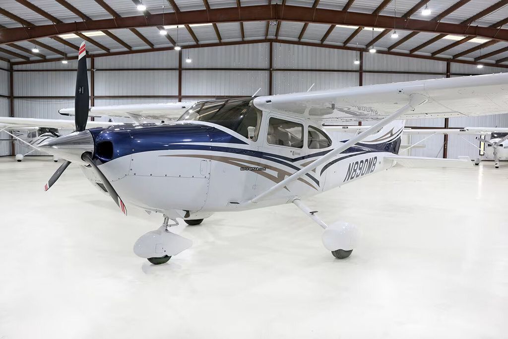 Cessna 182, fotografía 2 de 6