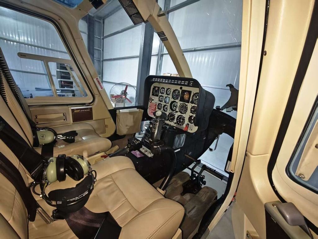 Bell 206, fotografía 2 de 5