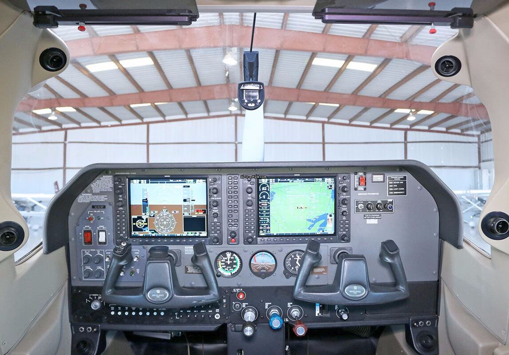 Cessna T182, fotografía 5 de 6