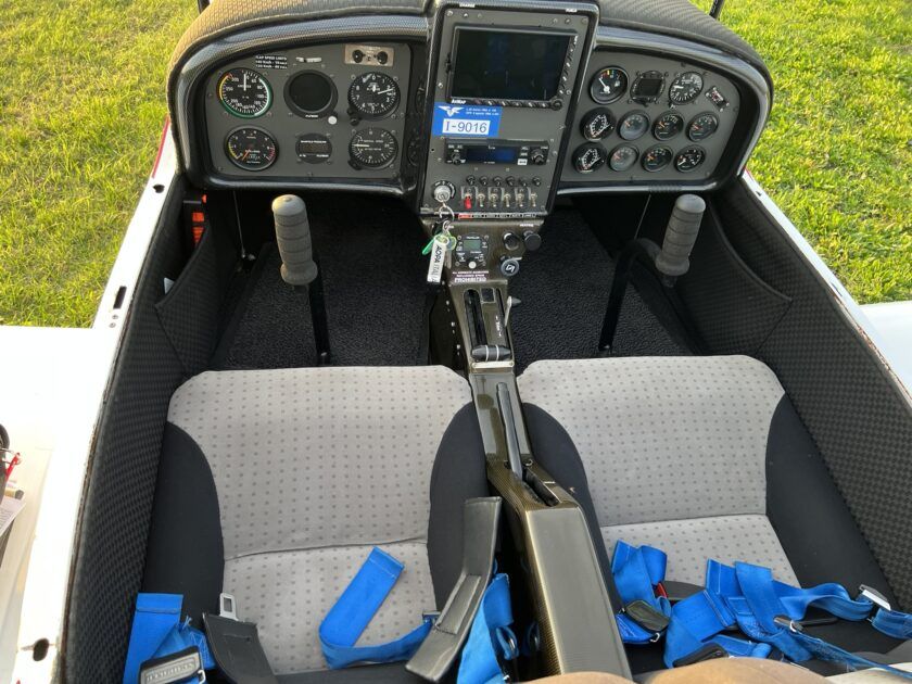 TL Ultralight TL-2000 Carbon Avanzato, fotografía 3 de 5