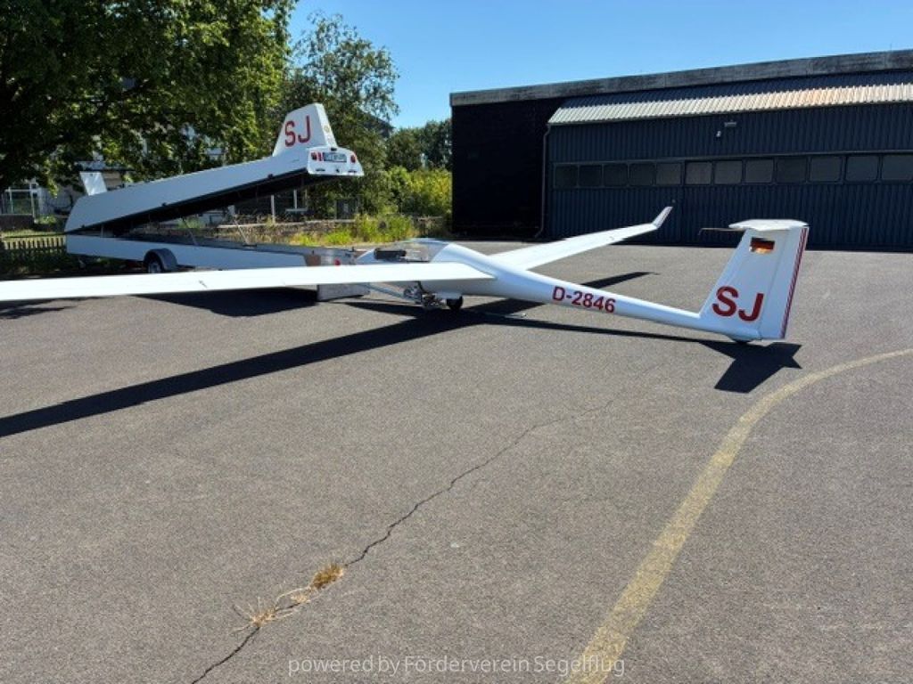 Rolladen-Schneider LS3 15m, fotografía 2 de 10
