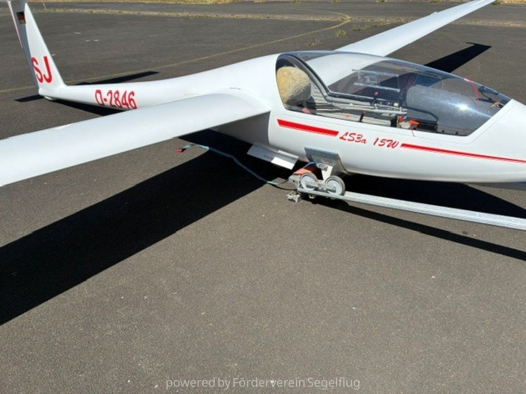 Rolladen-Schneider LS3 15m, fotografía 3 de 10
