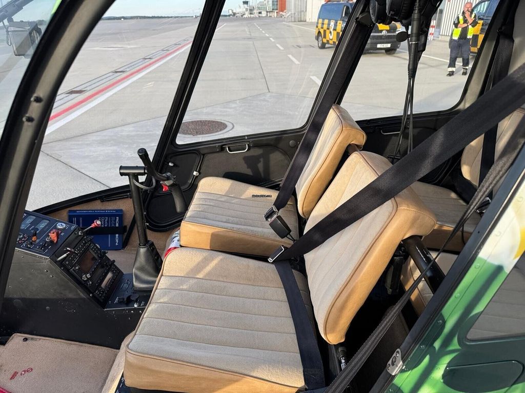 Robinson R44, fotografía 9 de 10