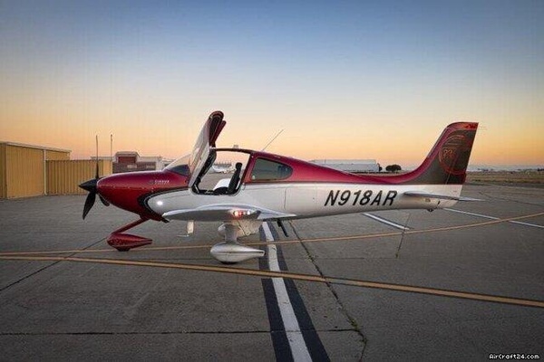 Cirrus SR22 G5 GTS