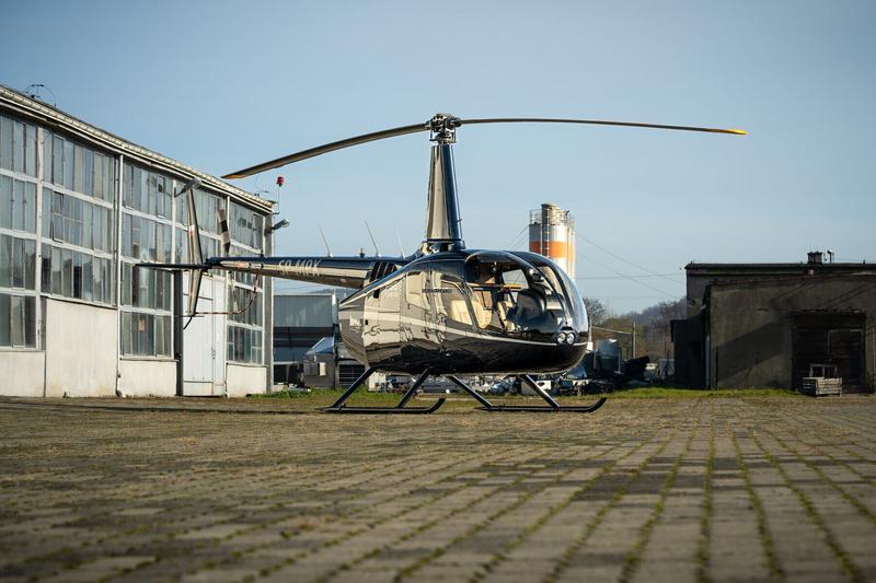 Robinson Helicopter R66