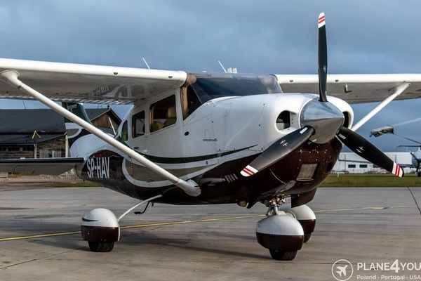 Cessna T206